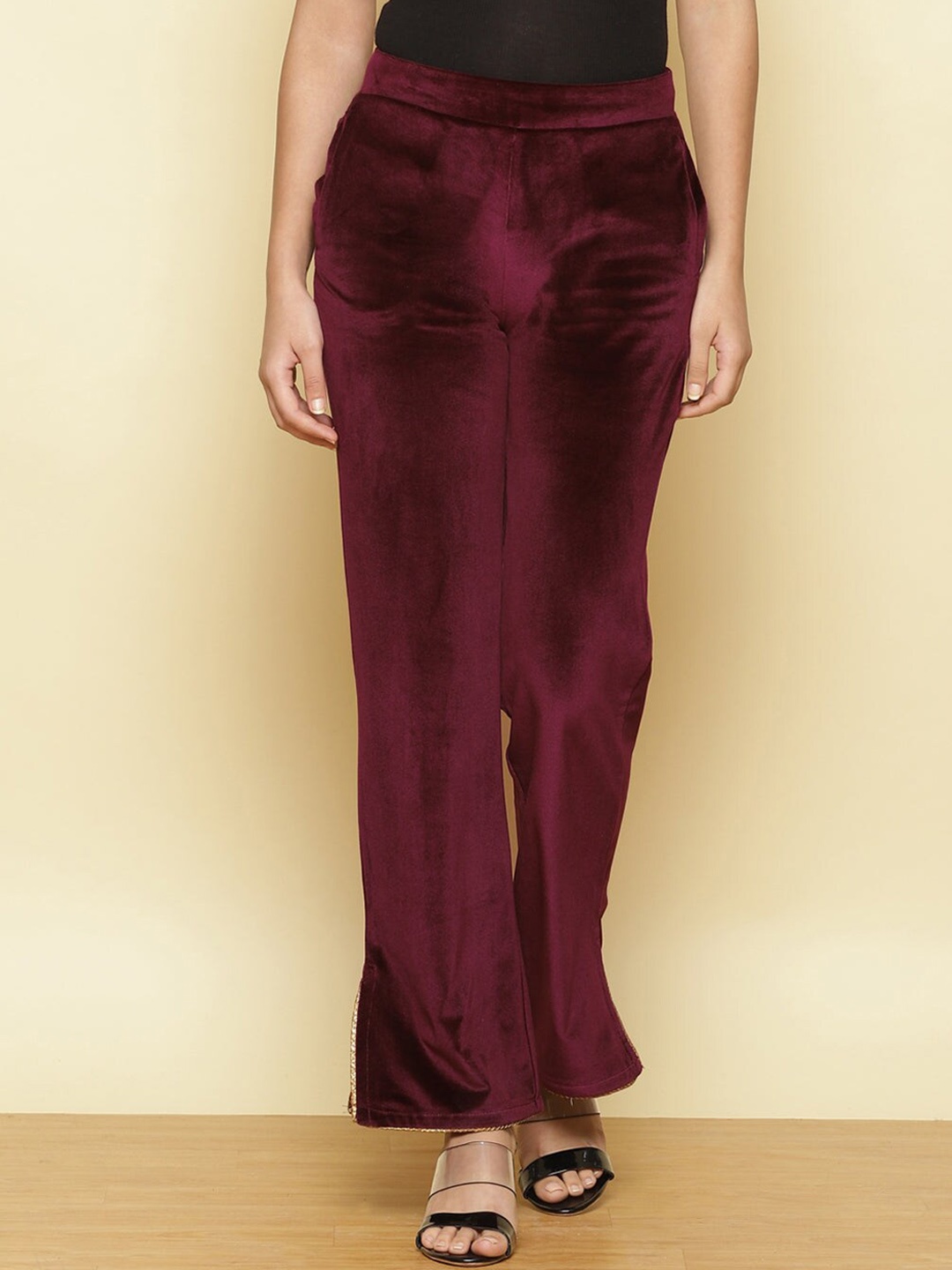 

Lakshita Women Purple High-Rise Trousers