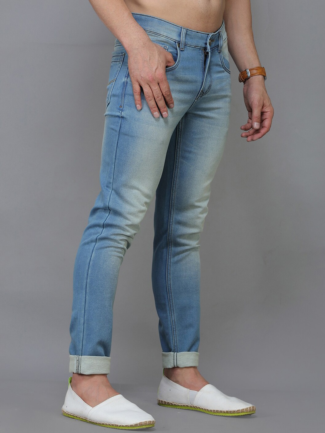 

TQS Men Blue Urban Straight Fit Light Fade Jeans