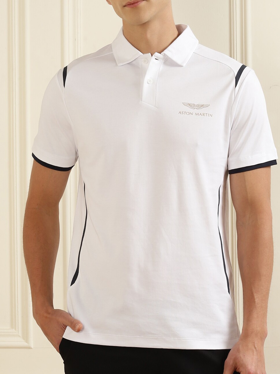 

HACKETT LONDON Men White Polo Collar Applique T-shirt