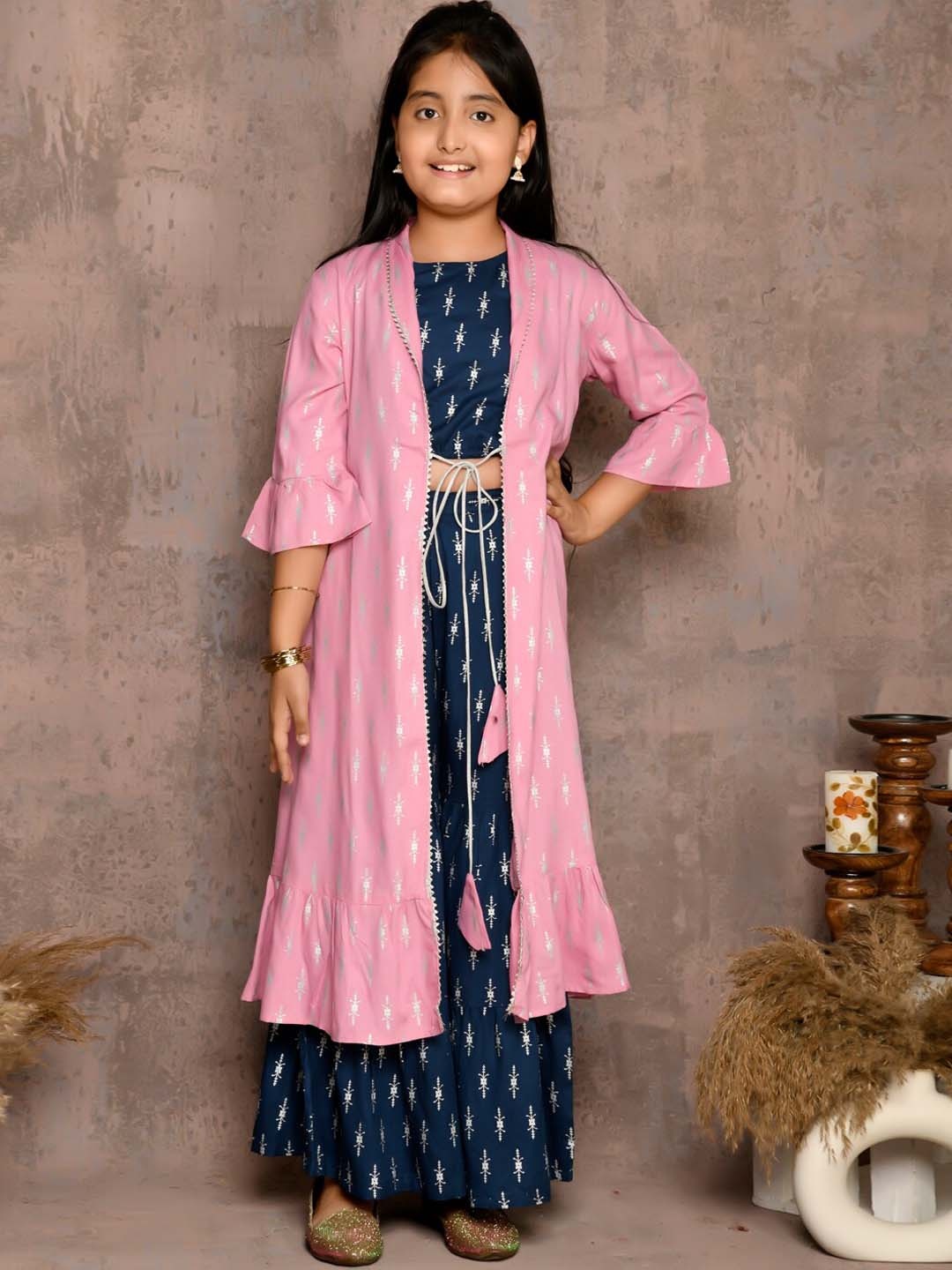 

LilPicks Girls Blue Ethnic Motifs Printed Layered Kurta with Skirt & With Dupatta