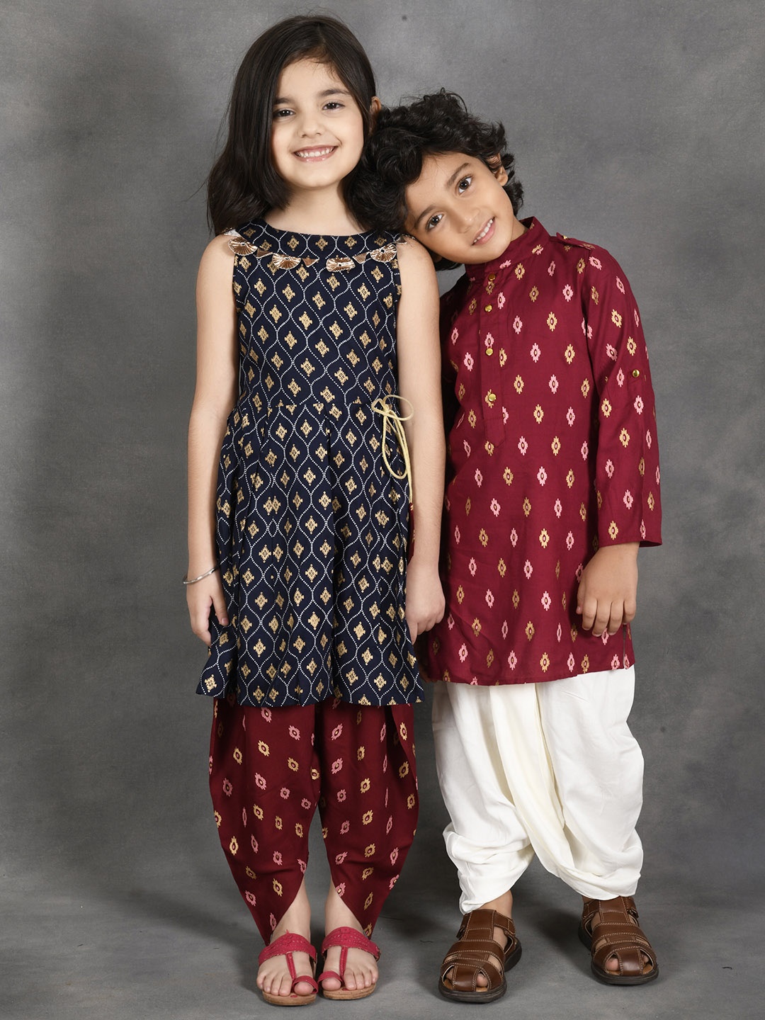 

LilPicks Boys Maroon Ethnic Motifs Printed Kurti with Dhoti Pants