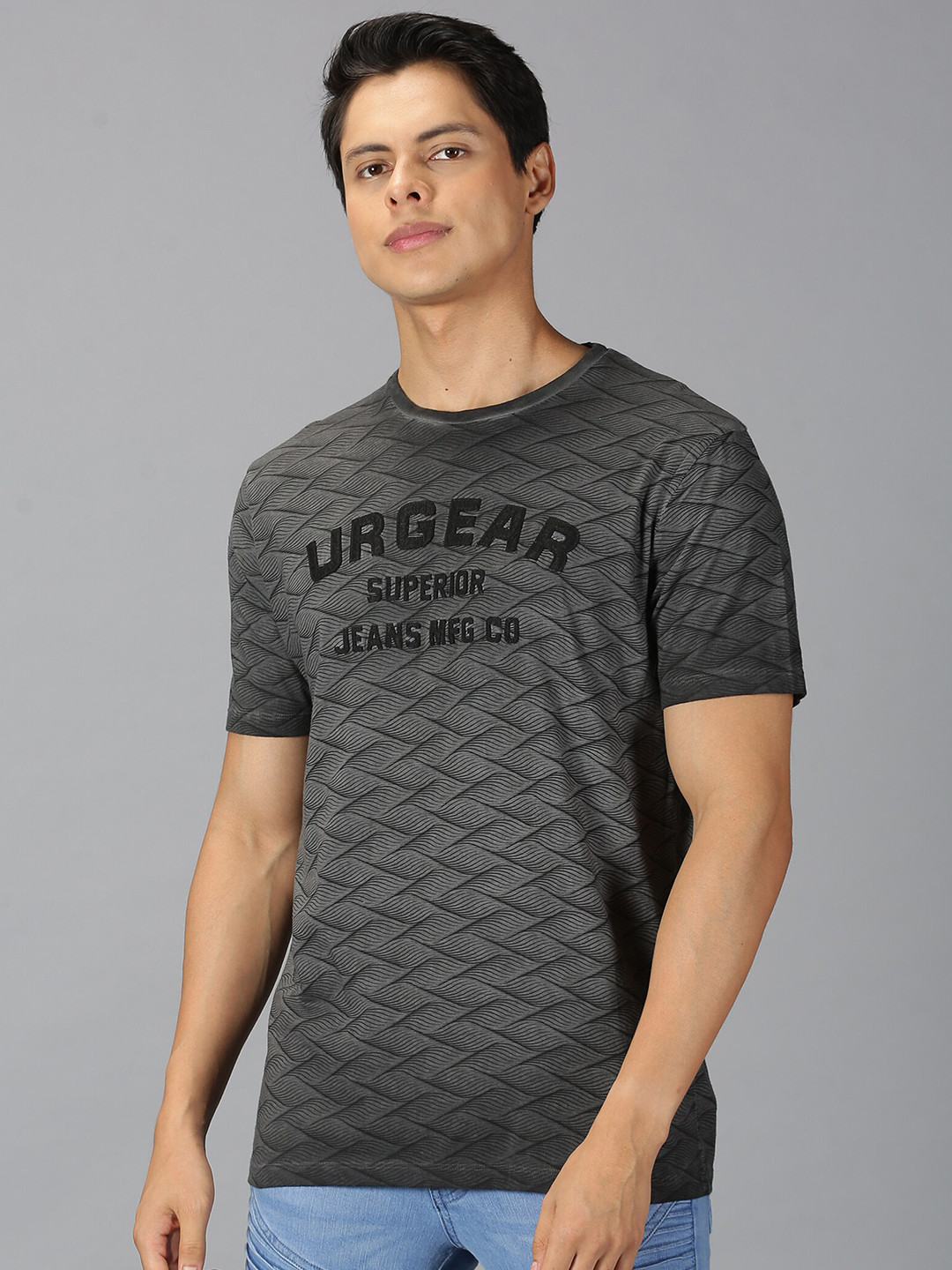 

UrGear Men Grey Typography Striped T-shirt