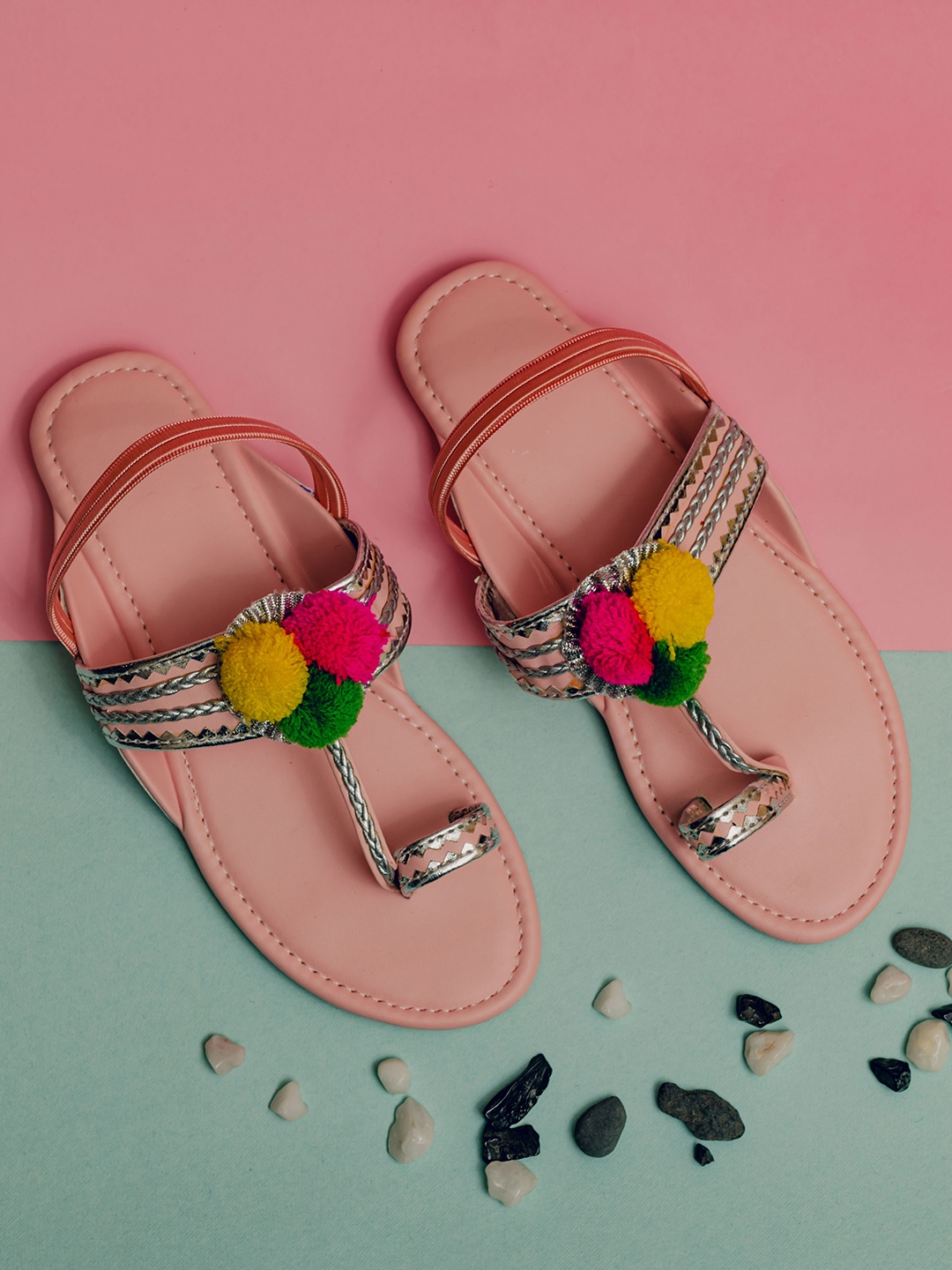 

LIL PITAARA Girls Pink Colourblocked Ethnic One Toe Flats