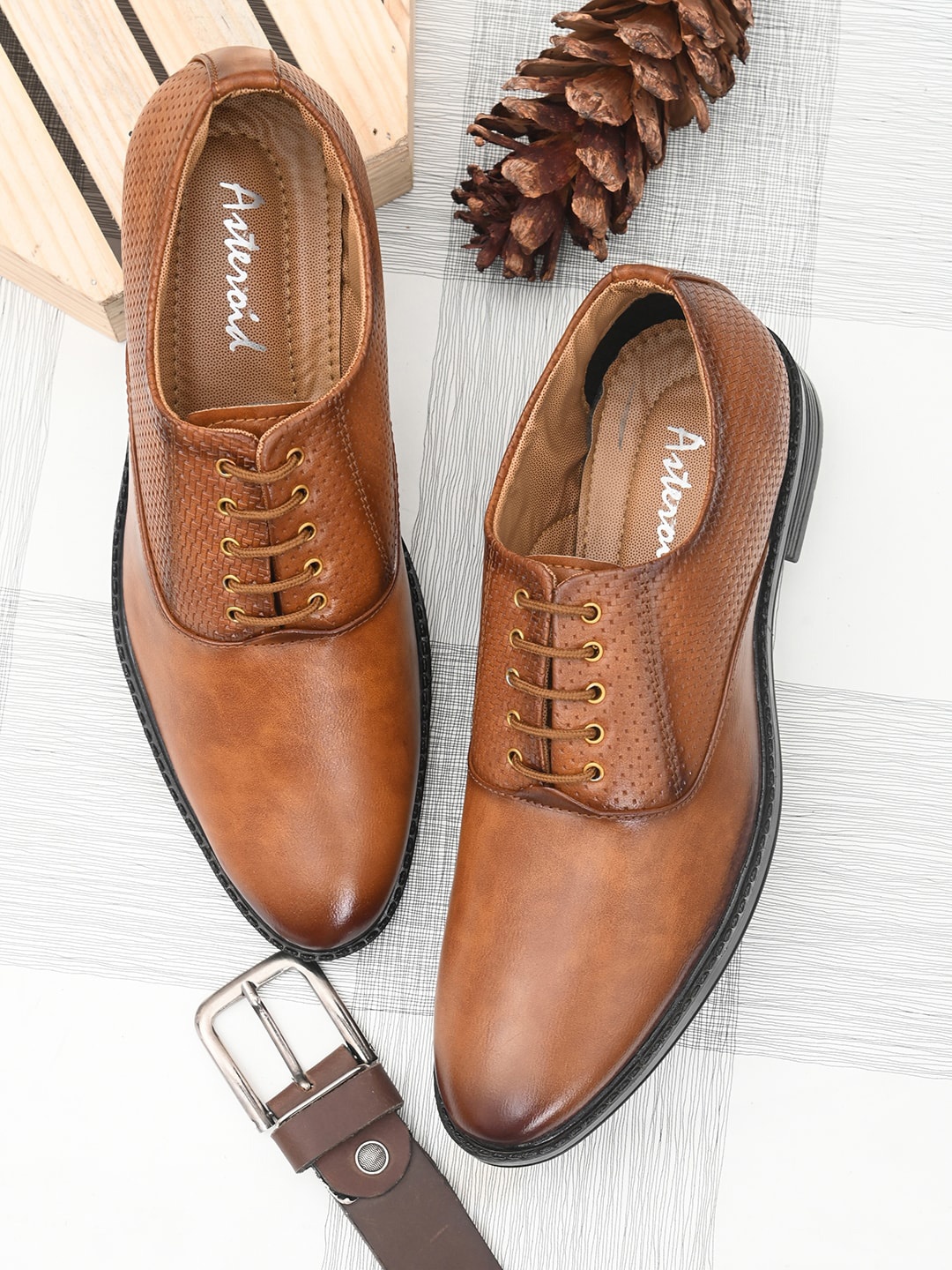 

ASTEROID Men Tan-Brown Textured Formal Oxfords