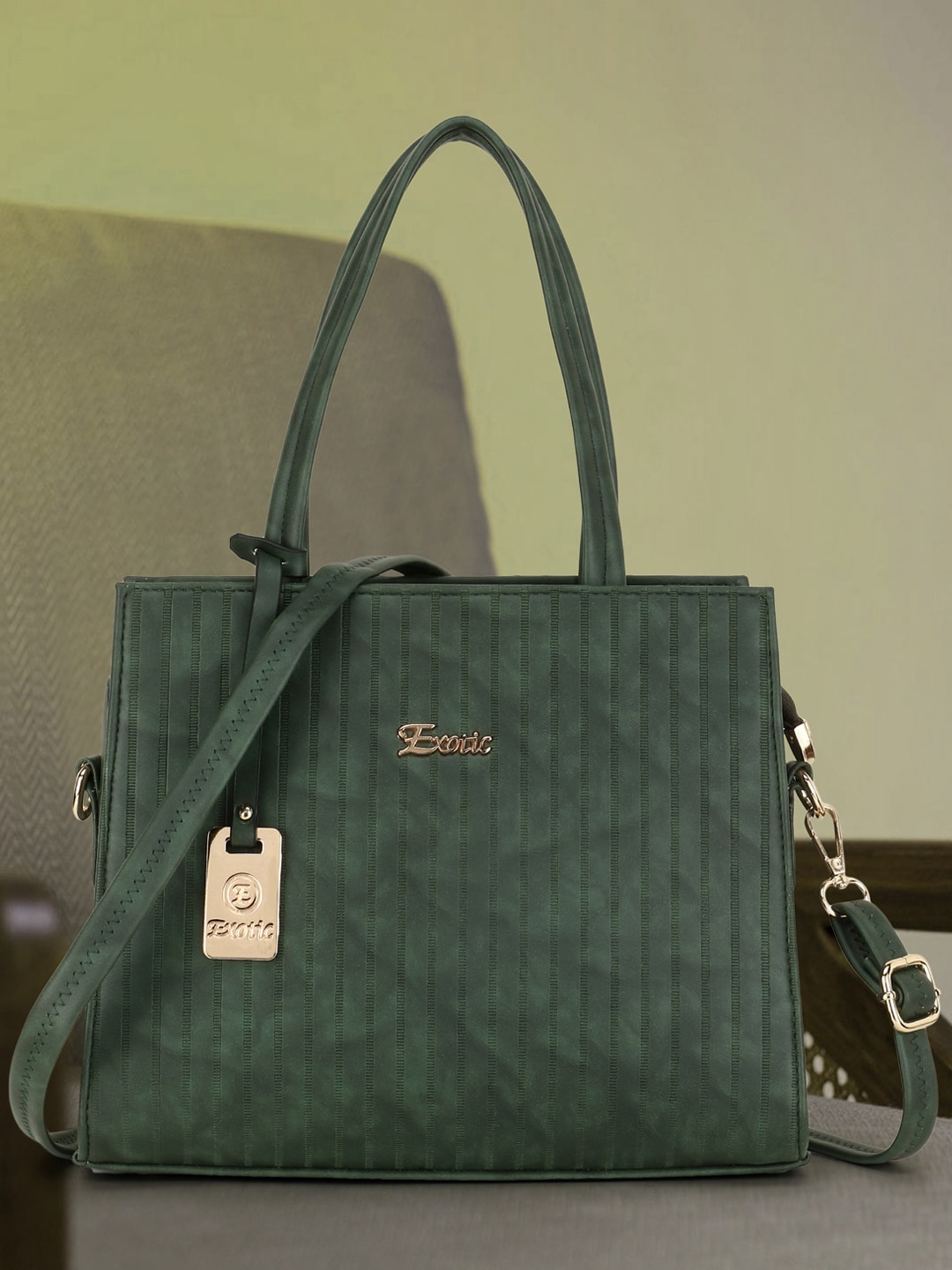 

Exotic Green PU Oversized Structured Handheld Bag with Applique