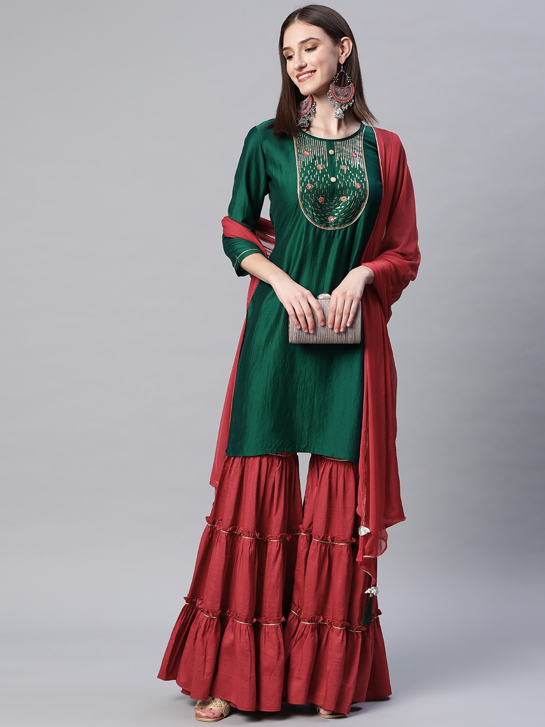 

SheWill Women Green Sequinned Kurta with Sharara & With Dupatta