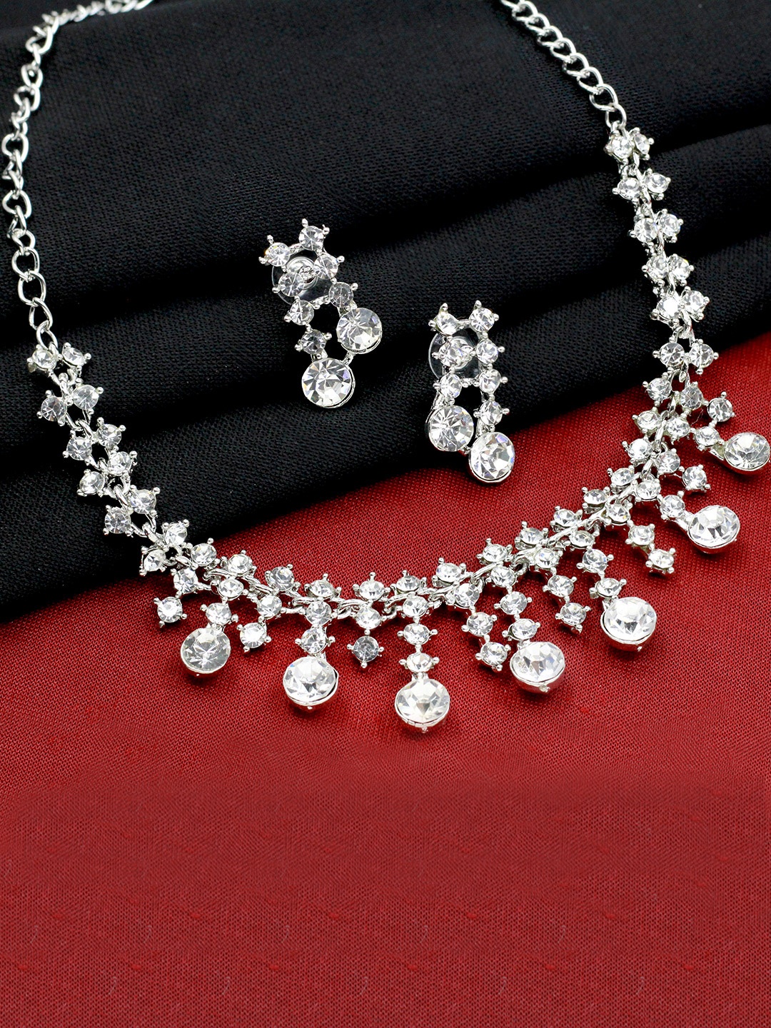 

SAIYONI Silver-Plated & White Kundan-Studded & Crystal Beaded Jewellery Set