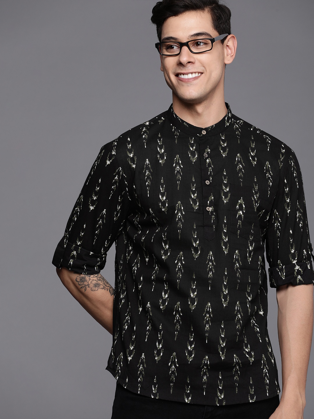 

Indo Era Men Black Ethnic Motifs Printed Kurta