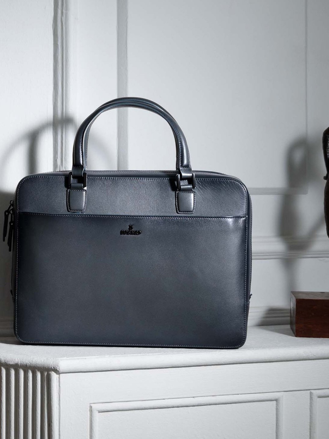 

Lapis Bard Graphite Ducorium Leather Spencer 14-inch Laptop Briefcase, Black