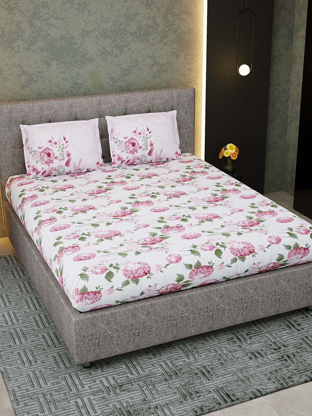 

EasyGoods White Pure Cotton 320 TC Daisy Floral Print King Bedsheet with 2 Pillow Covers