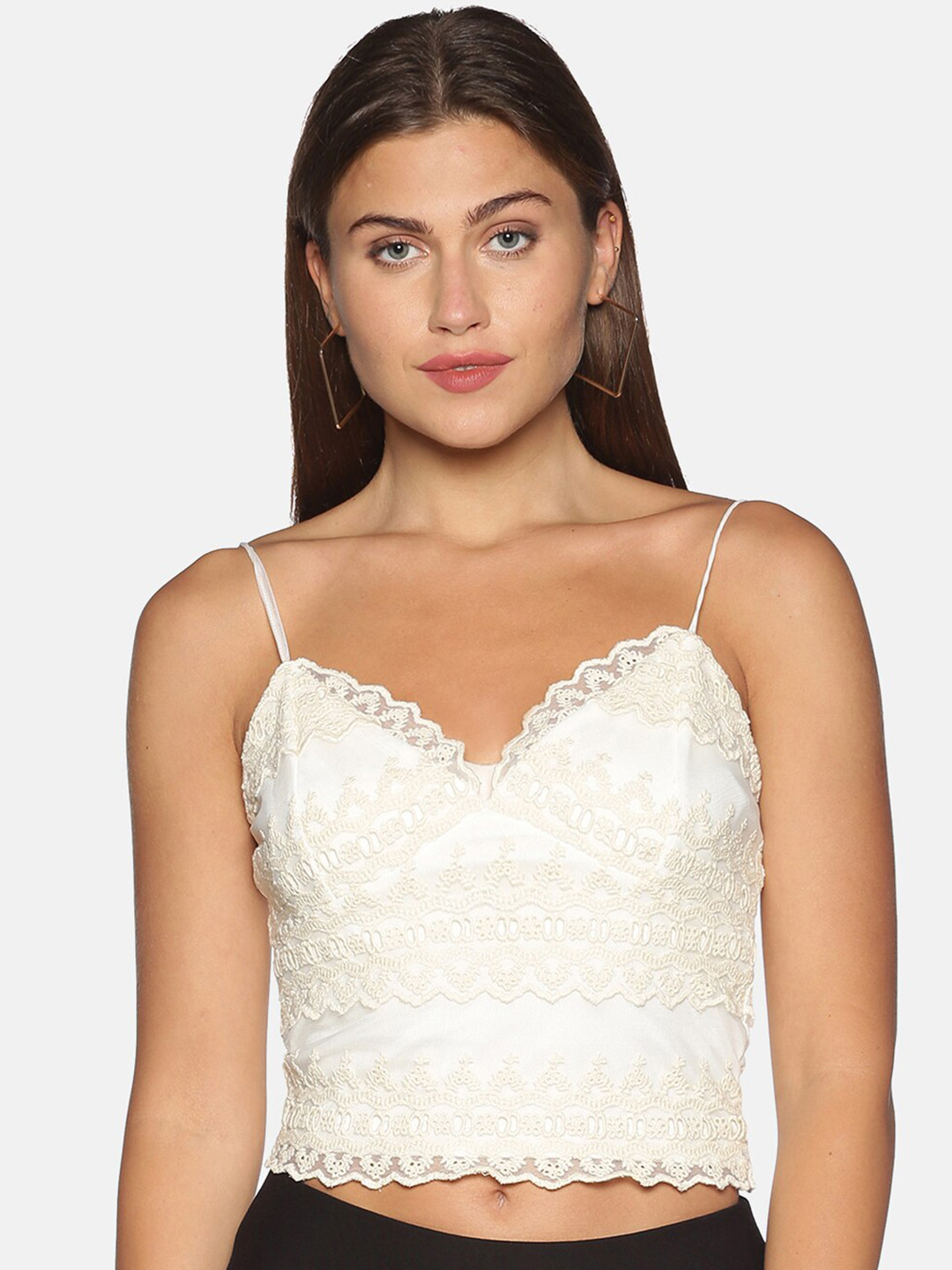 

kriatma Cream-Coloured & marshmallow Lace Crop Top