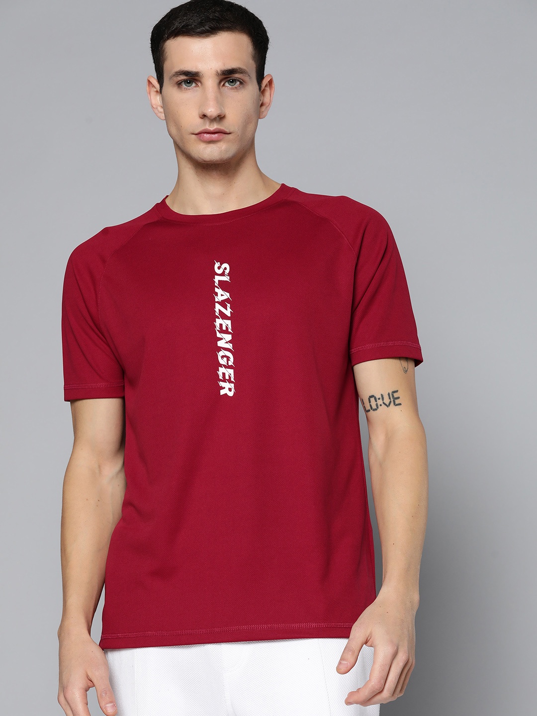 

Slazenger Men Brand Logo Printed Running T-shirt, Maroon