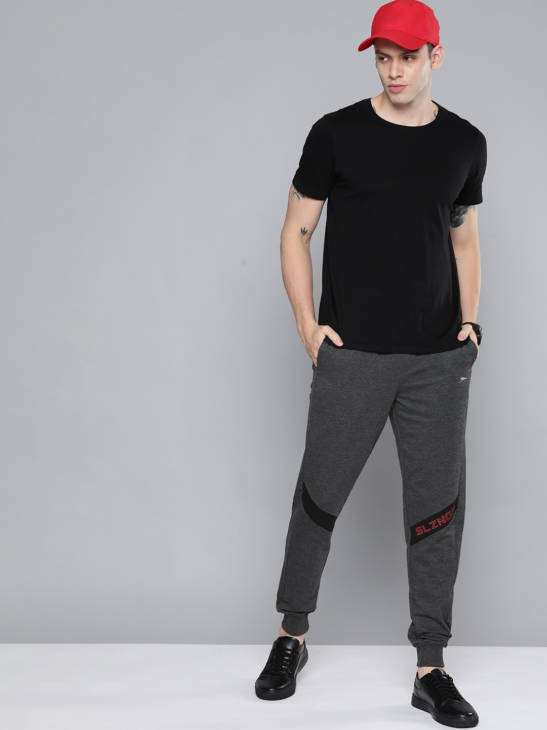 

Slazenger Men Charcoal Grey Melange Brand Logo Printed Joggers