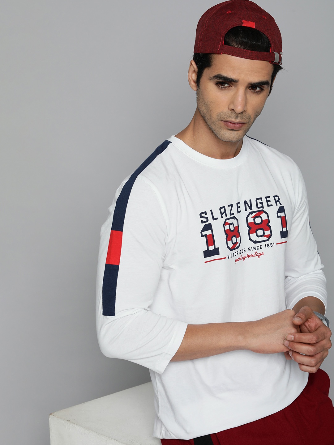 

Slazenger Men White & Navy Blue Brand Logo Printed Pure Cotton T-shirt