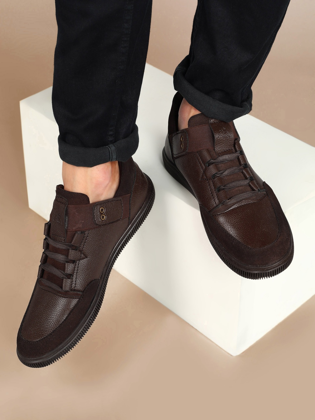 

Buckaroo Men Brown Solid Vegan Leather Sneakers