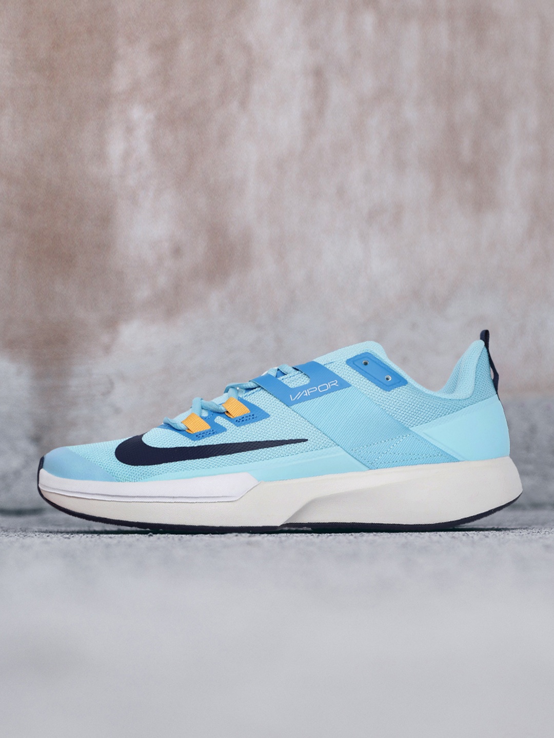 

Nike Men Blue Court Vapor Lite Hard Court Tennis Shoes