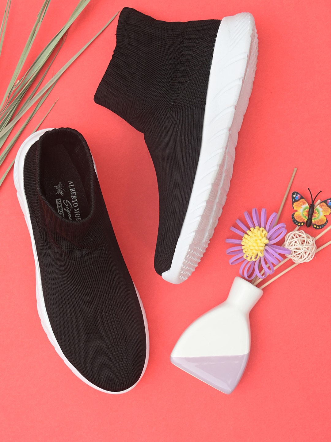 

ALBERTO MORENO Women Black Woven Design Slip-On Sneakers