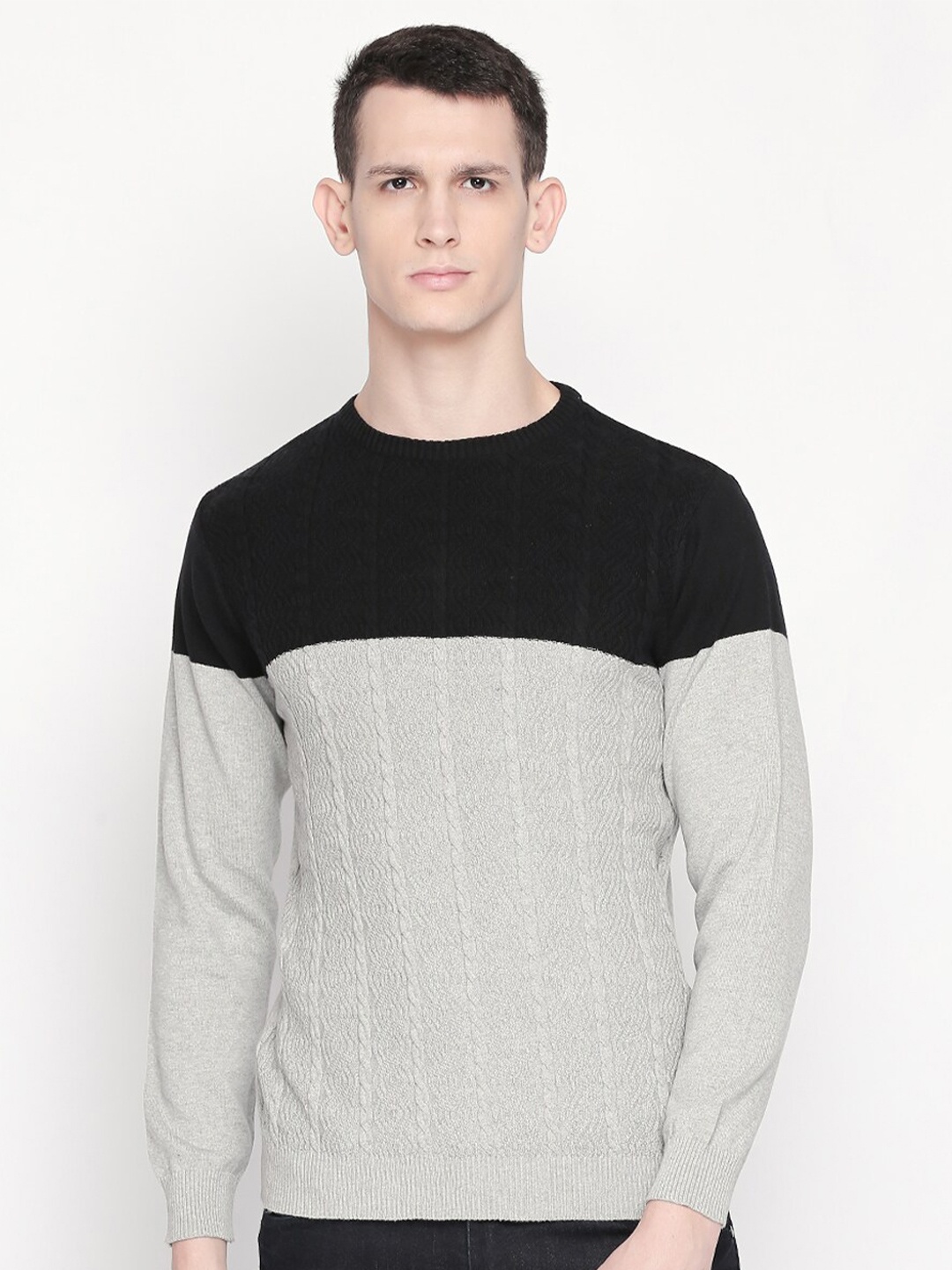 

Status Quo Men Grey & Black Colourblocked Pullover