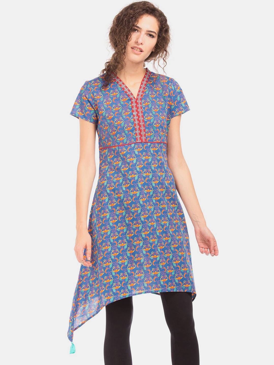 

Karigari Women Blue Floral Printed Thread Work Kurta