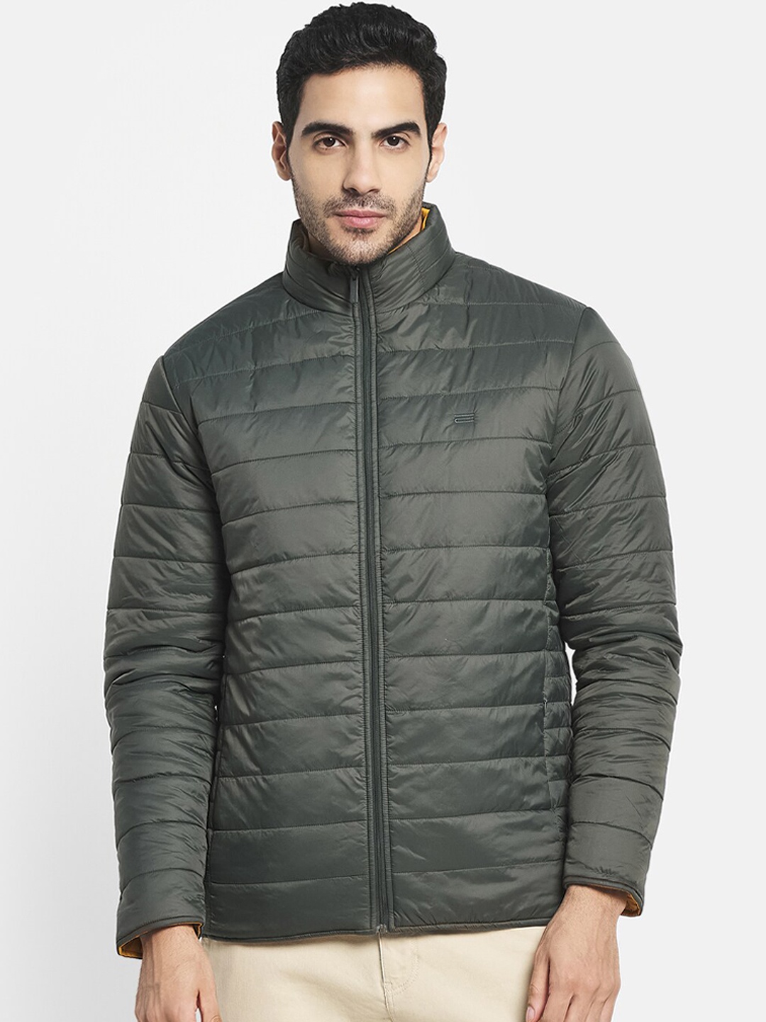 

METTLE Men Olive Green Geometric Padded Jacket