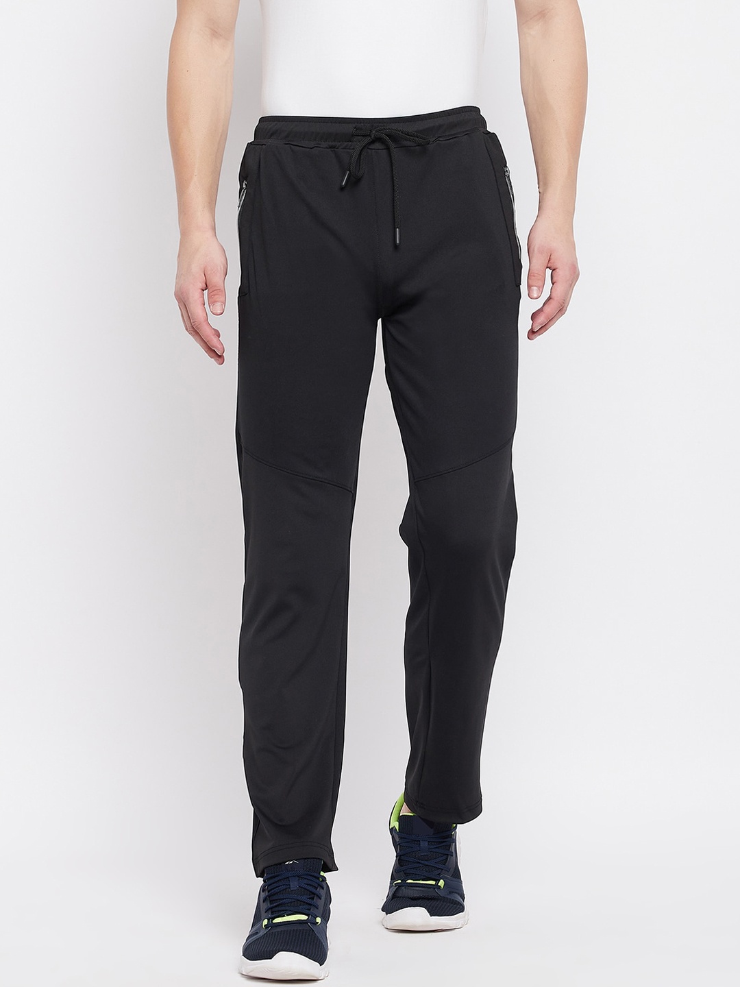 

Duke Men Black Solid Cotton Track Pants