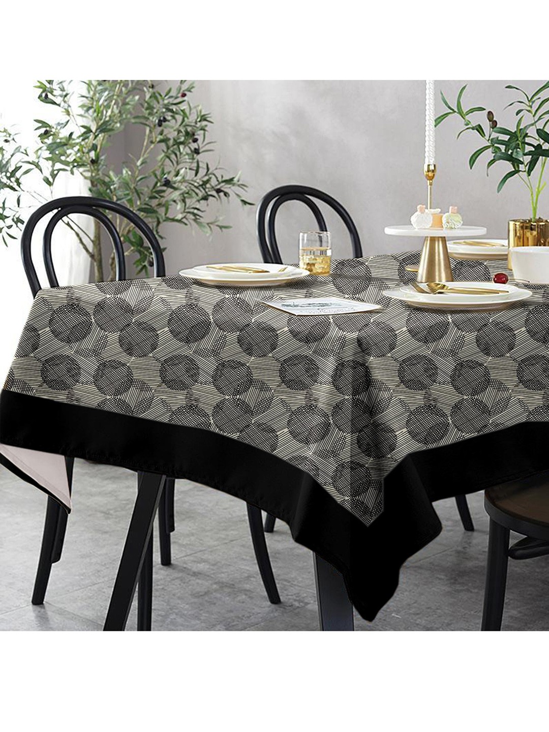 

Lushomes Black & Grey 6 Seater Regular Geometric Printed Dining Table Cover