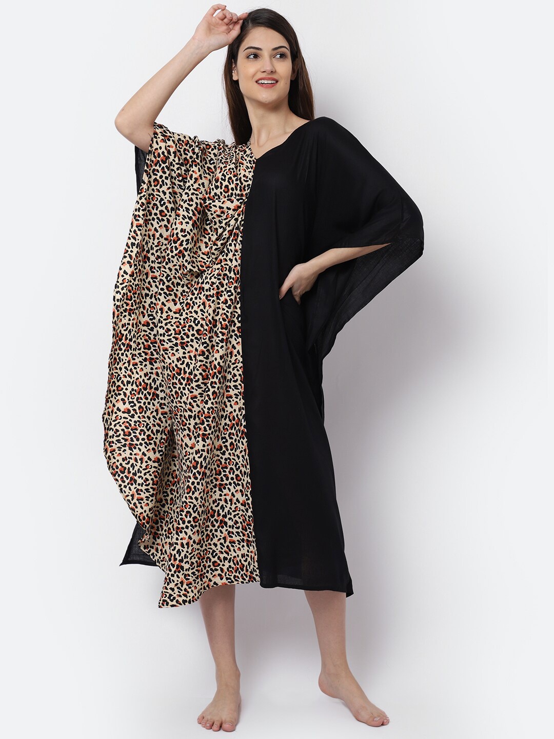 

EROTISSCH Women Black Printed Kaftan Nightdress