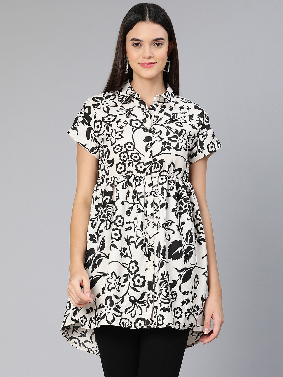 

Oxolloxo Black Animal Print Mandarin Collar Crepe Shirt Style Top