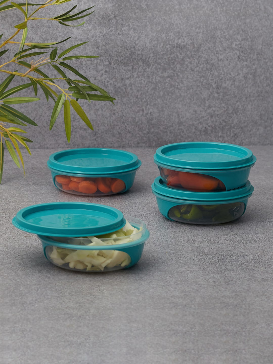 

HomeTown Set Of 6 Teal-Blue Plastic Round Food Container with Lid