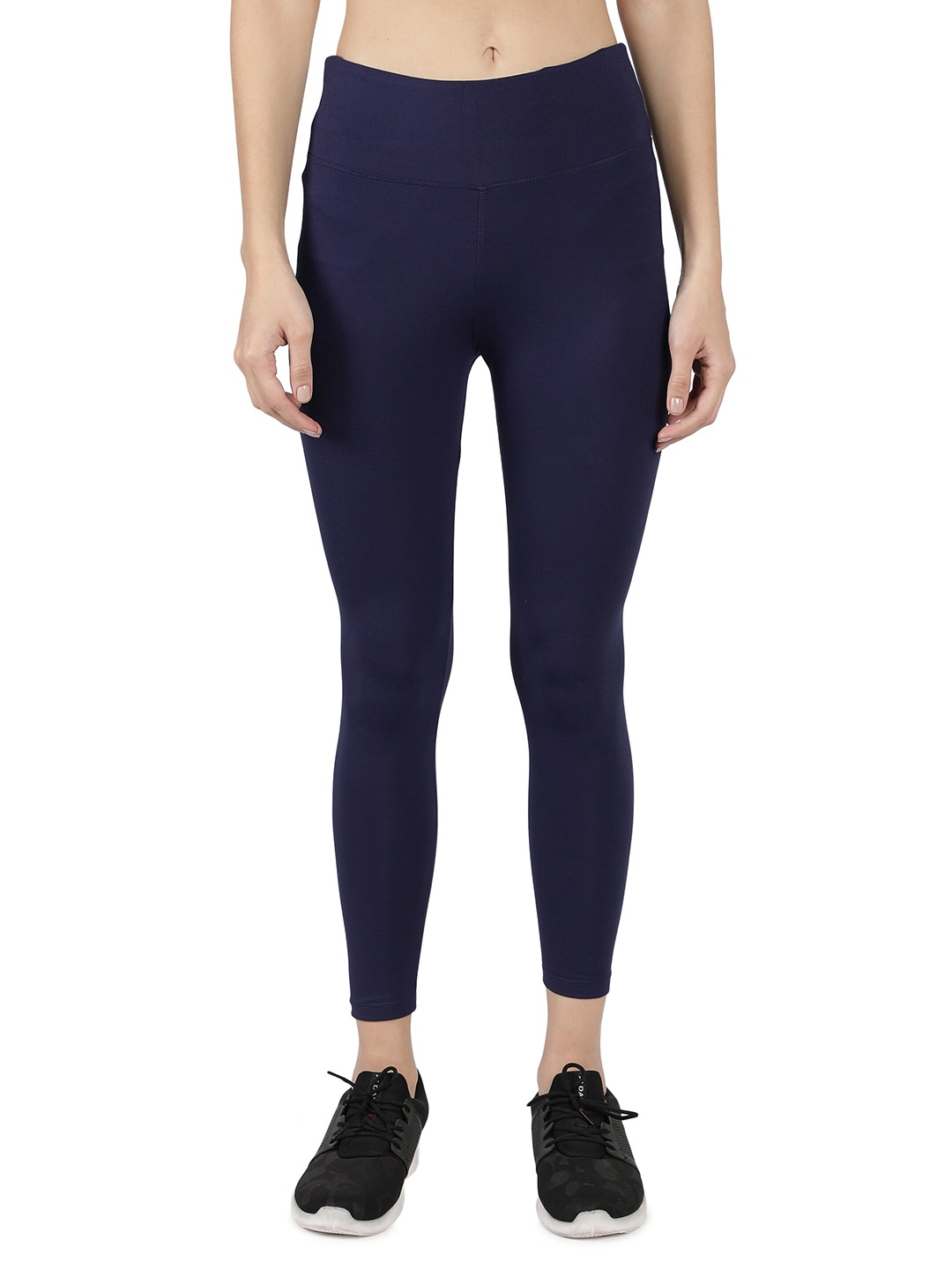 

Reshavio Women Navy Blue Slim-Fit Jeggings
