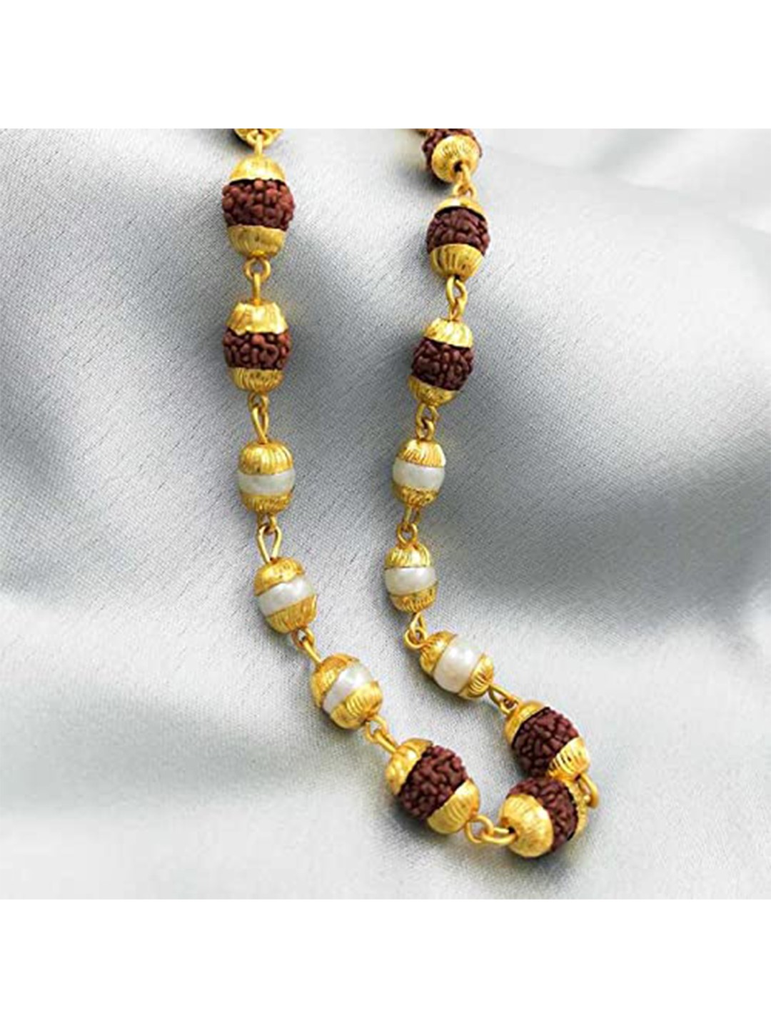

Saizen Unisex Gold-Toned & Brown Brass Gold-Plated Antique Chain