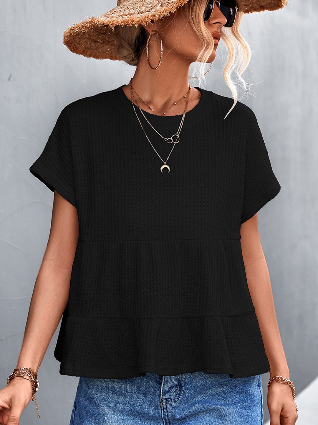 

BoStreet Black Extended Sleeves Top