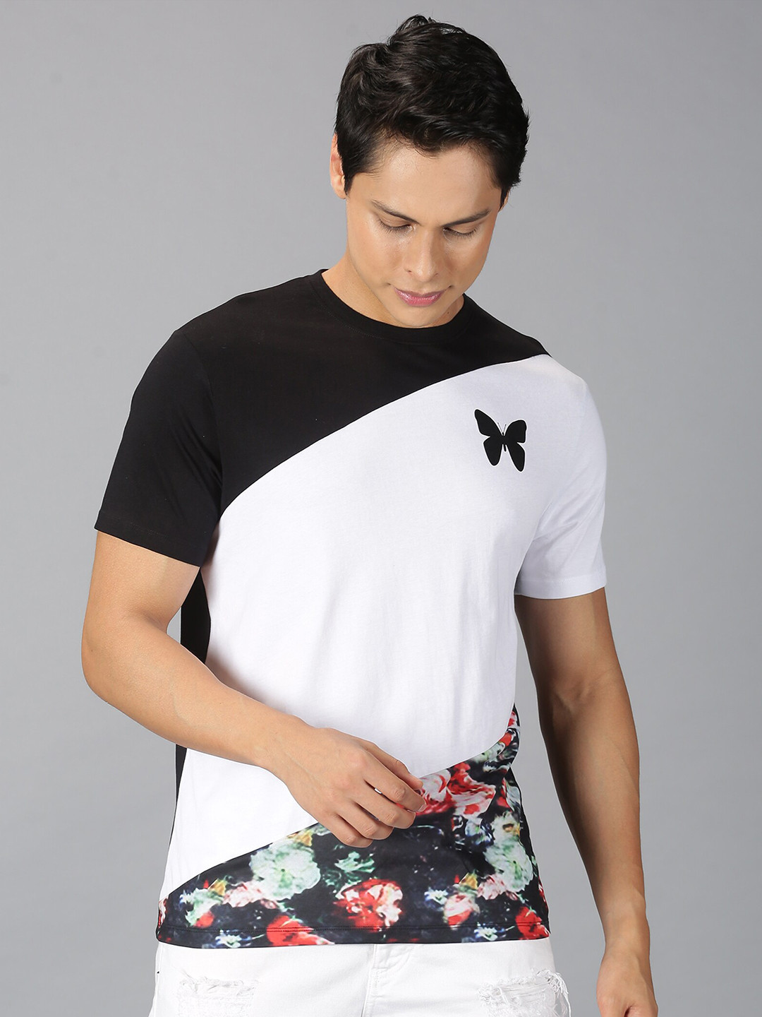 

UrGear Men Multicoloured Printed T-shirt, Multi