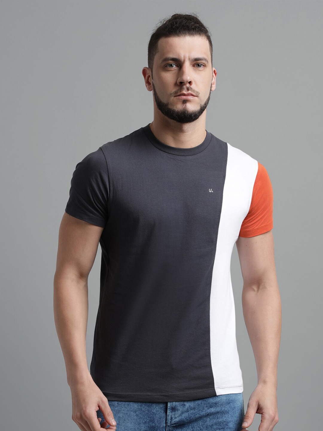 

UrGear Men Multicoloured Colourblocked Applique T-shirt, Multi