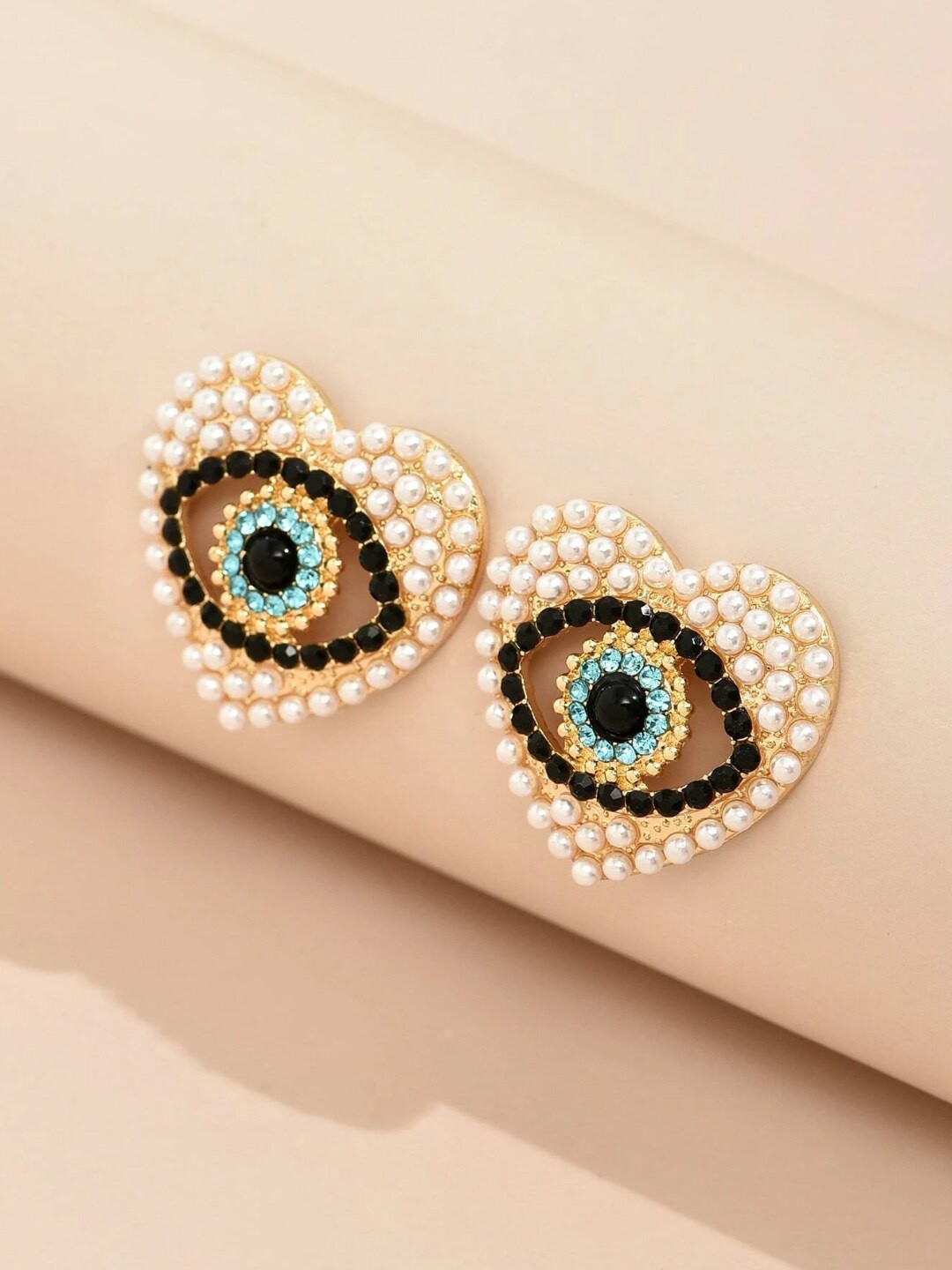 

OOMPH Gold-Toned Heart Shaped Studs Earrings