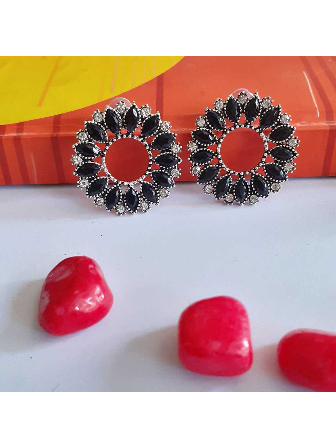 

RICH AND FAMOUS Black Contemporary Studs Earrings