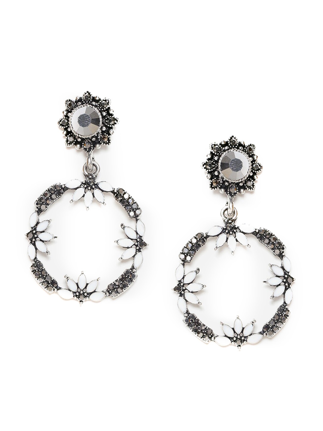

W White Oval Drop Earrings