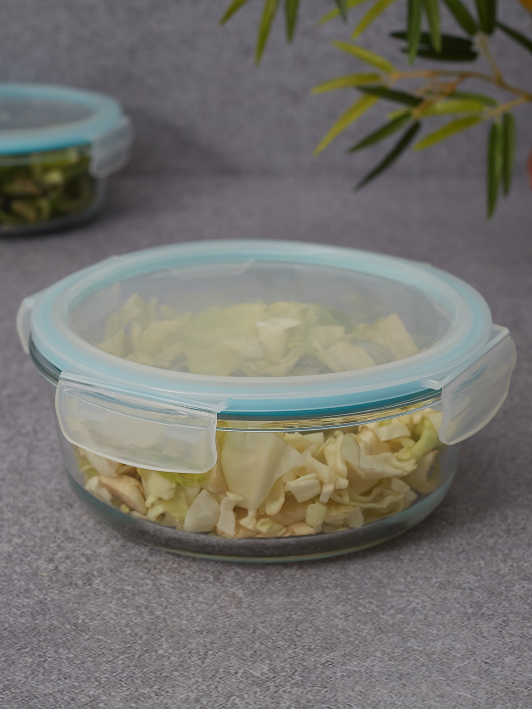 

HomeTown Transparent Robust Glass Round Container With Lid
