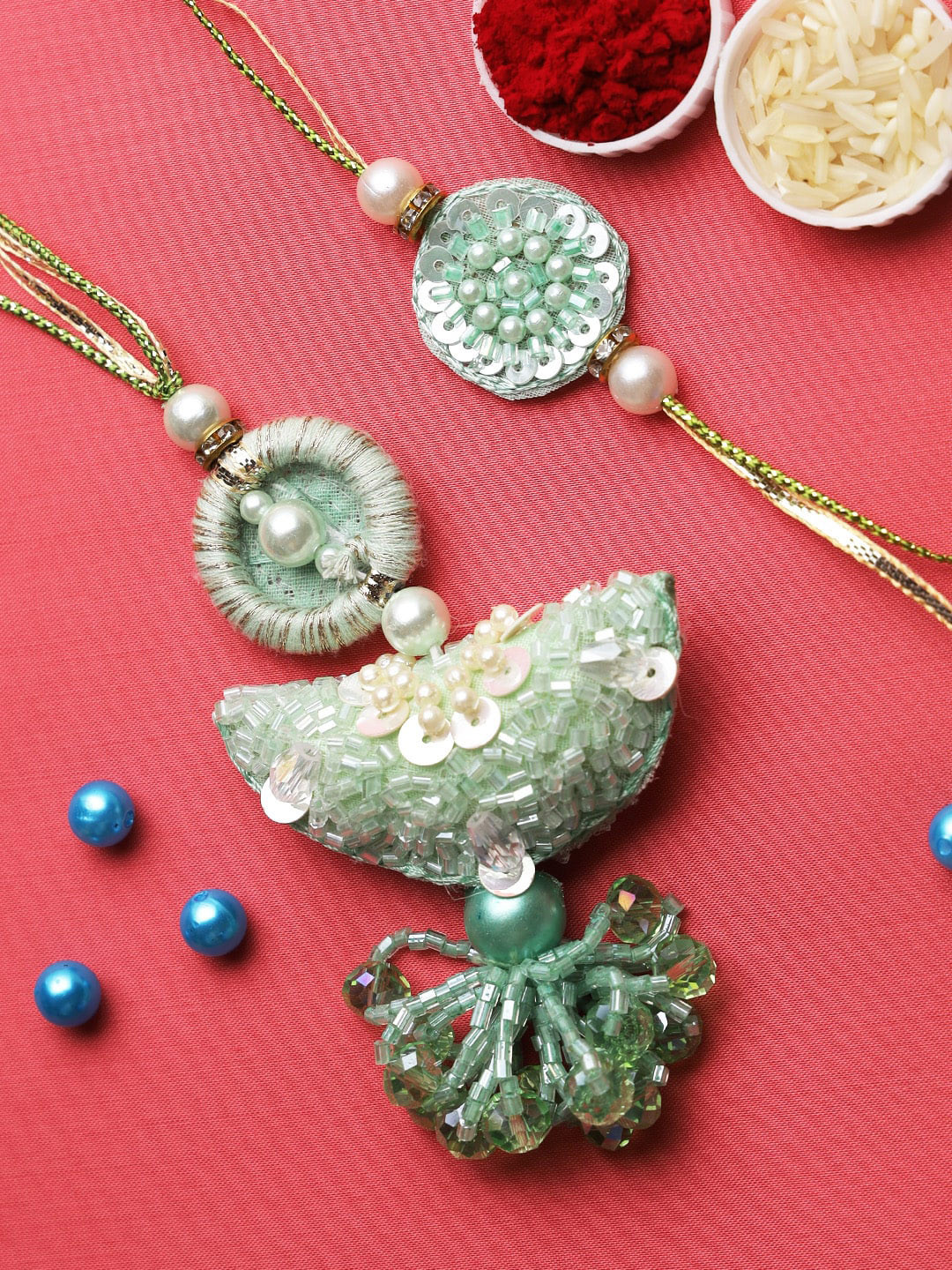 

Aapno Rajasthan Set of 2 Green Sequin Bhaiya Bhabhi Rakhi