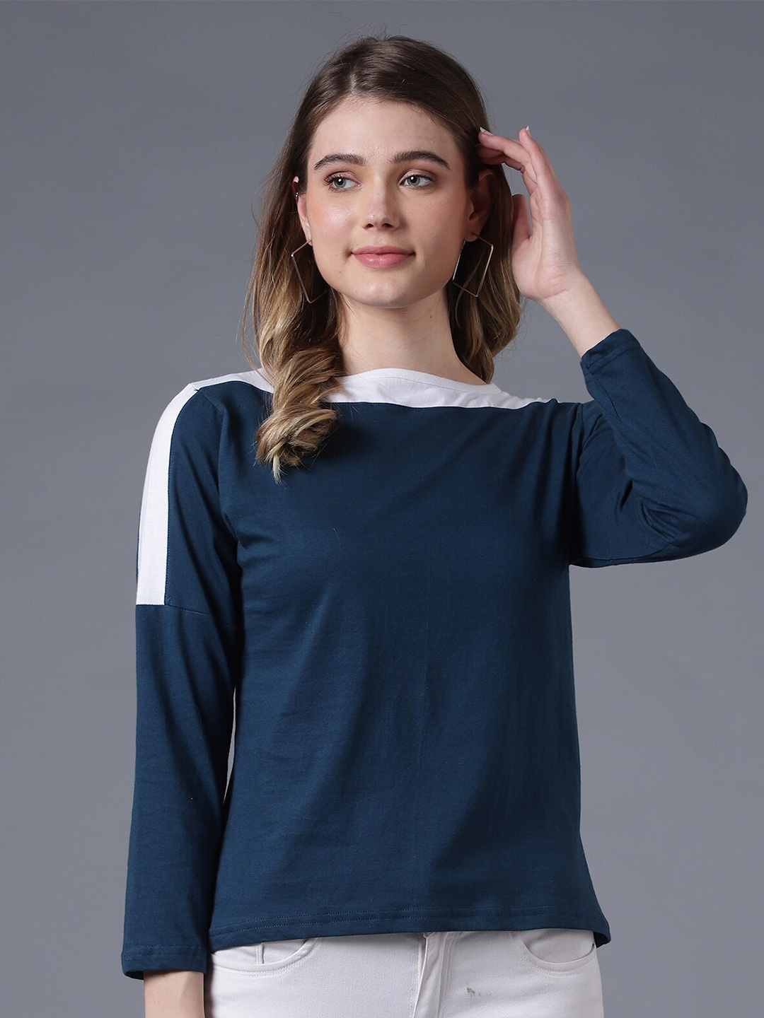 

THE EG STORE Women Blue & dark gunmetal Colourblocked Drop-Shoulder Sleeves T-shirt