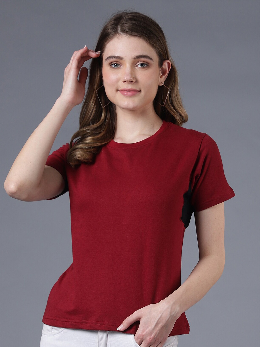 

THE EG STORE Women Maroon & falu red T-shirt