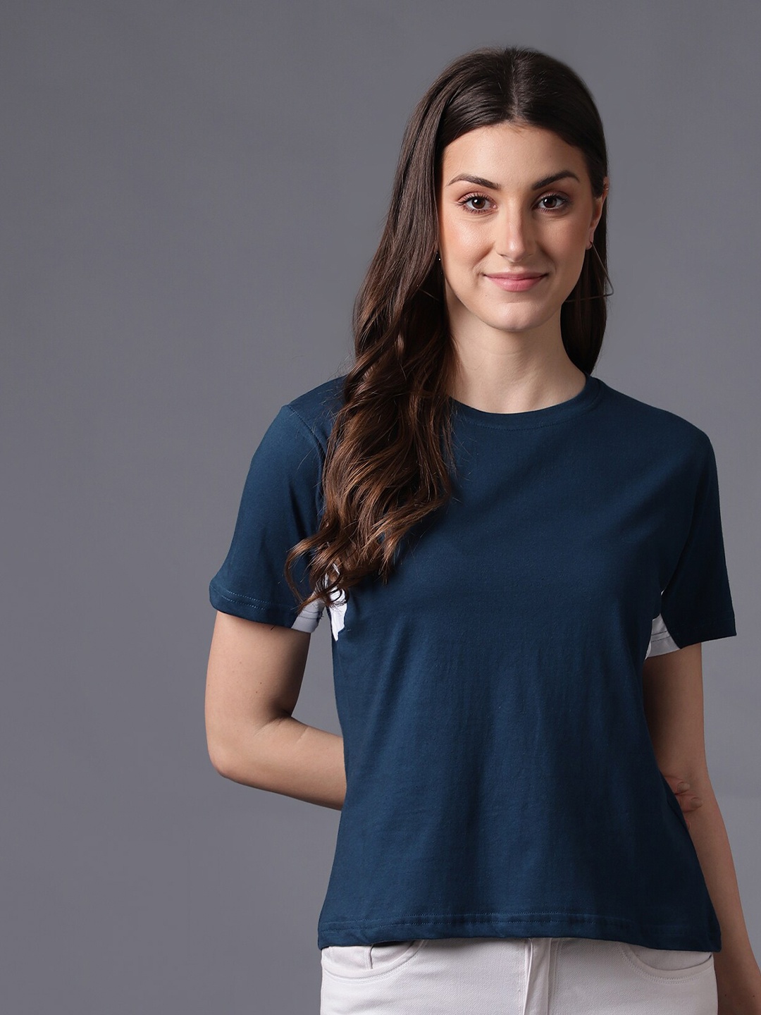 

THE EG STORE Women Blue & dark sapphire V-Neck T-shirt