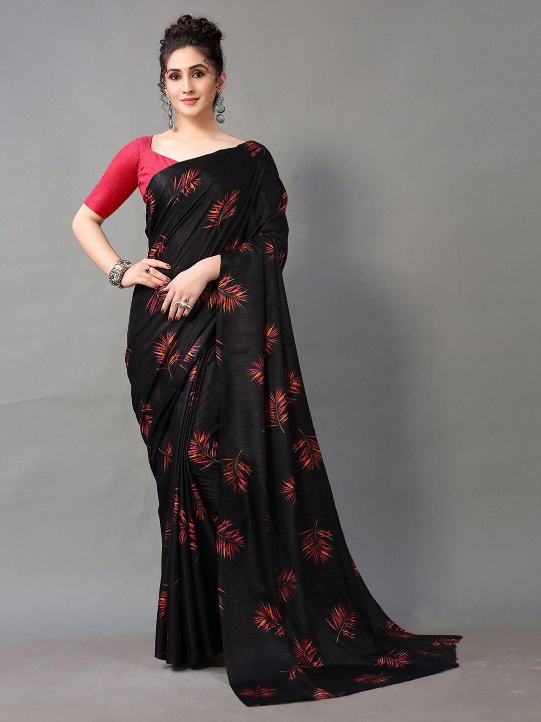 

HRITIKA Black & Pink Floral Silk Blend Saree