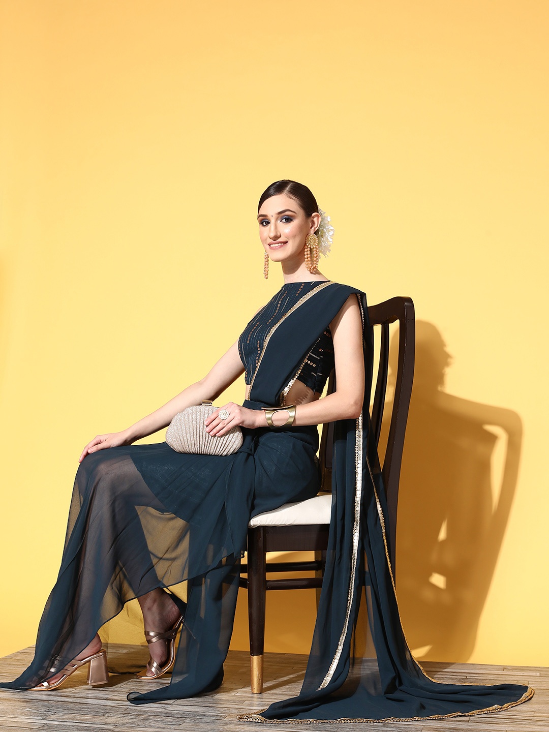 

Inddus Solid Saree with Embellished border, Teal