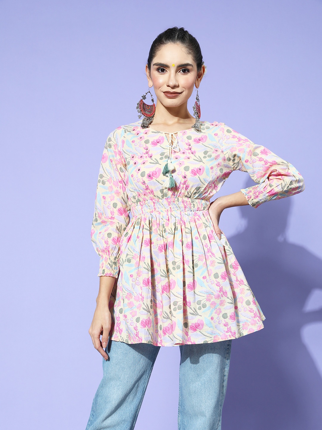 

Ishin Cream Floral All in the Details Top