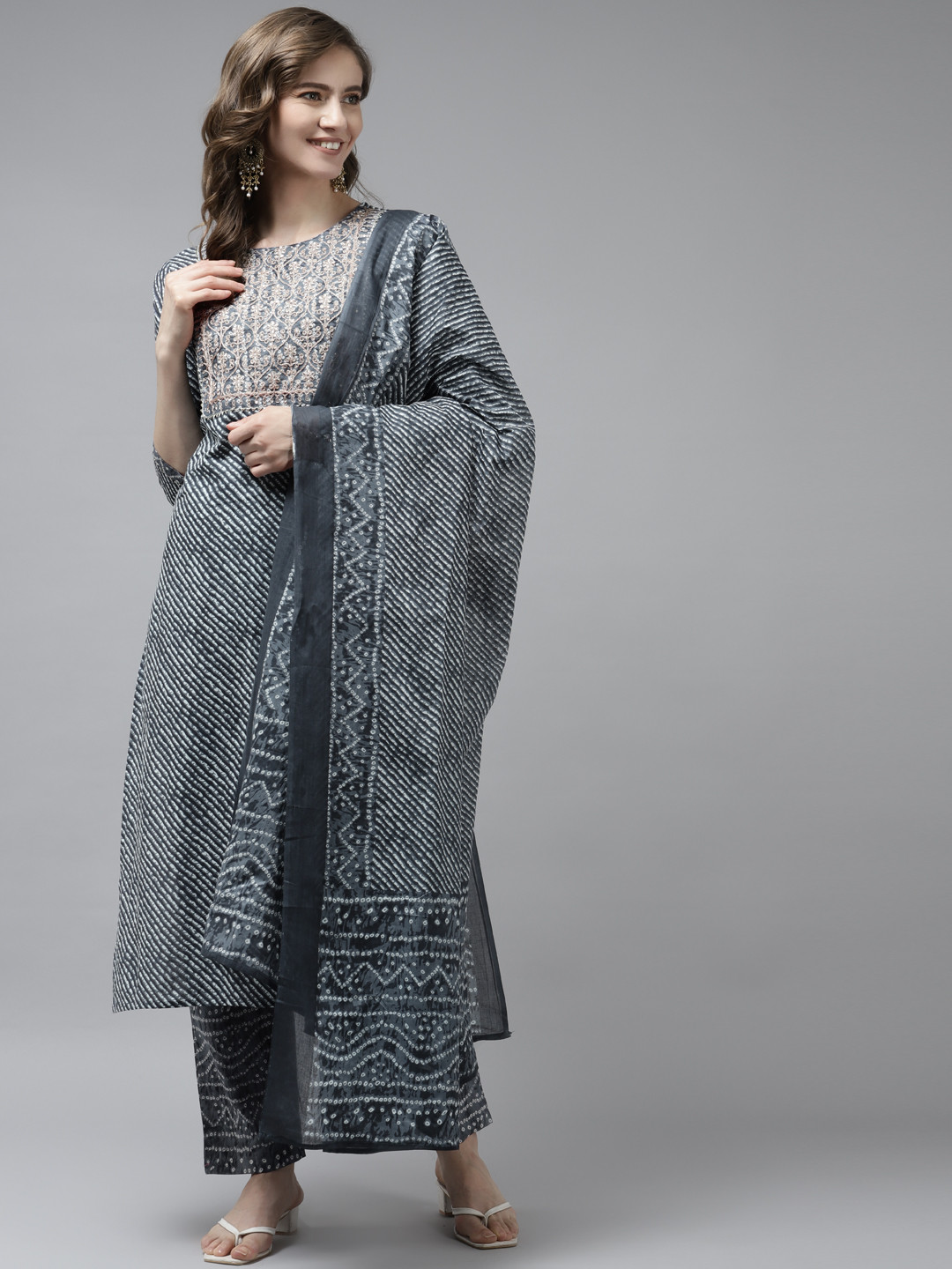 

Yufta Women Grey Leheriya Printed Embroidered Detail Cotton Kurta with Trousers & Dupatta