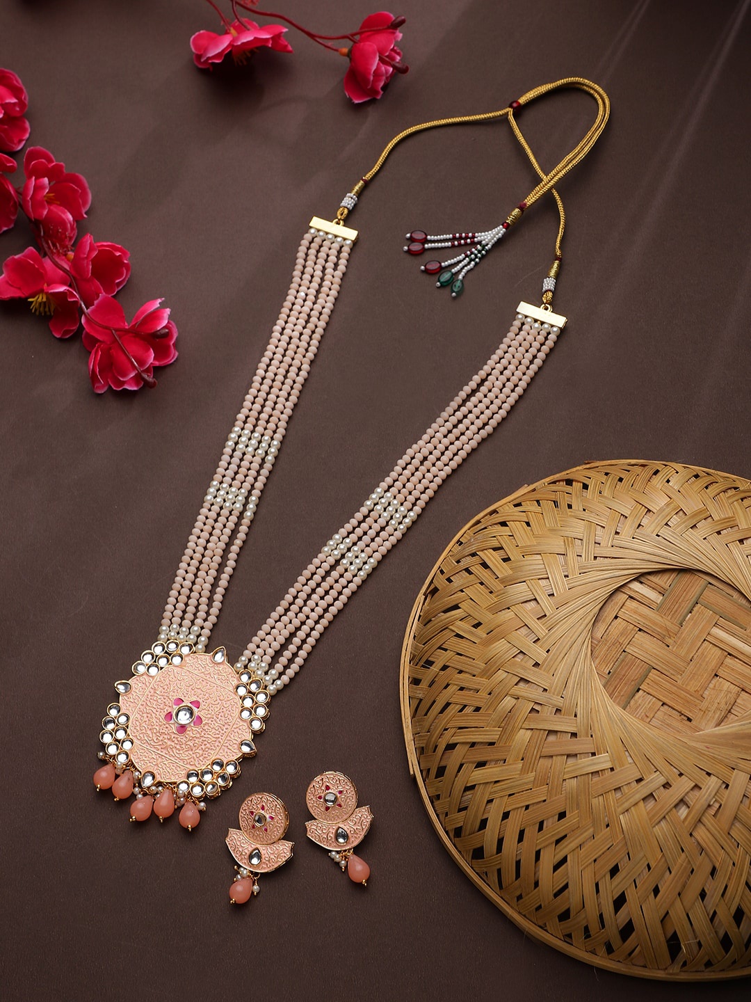 

STEORRA JEWELS Gold-Plated Peach-Colored Kundan-Studded & Beaded Jewellery Set