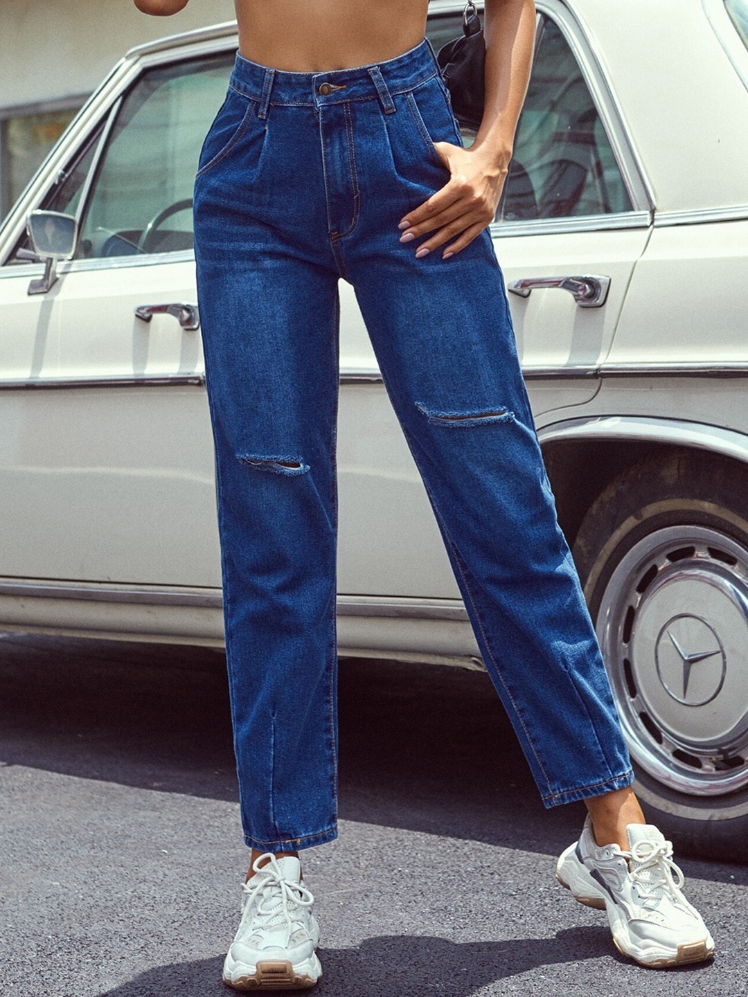 

BoStreet Women Navy Blue Highly Distressed Light Fade Jeans