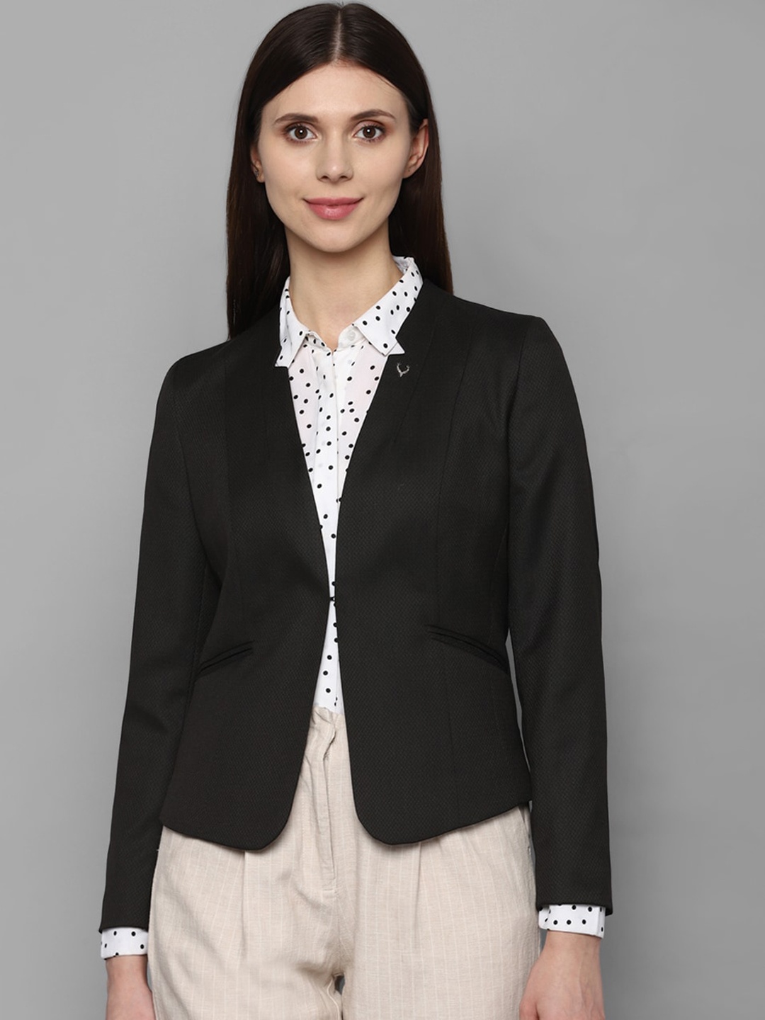 

Allen Solly Woman Black Self-Design Single-Breasted Formal Blazer