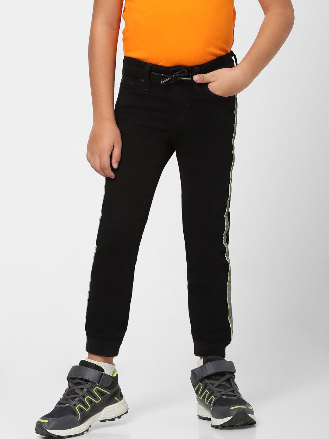 

Jack & Jones Boys Black Low-Rise Jeans